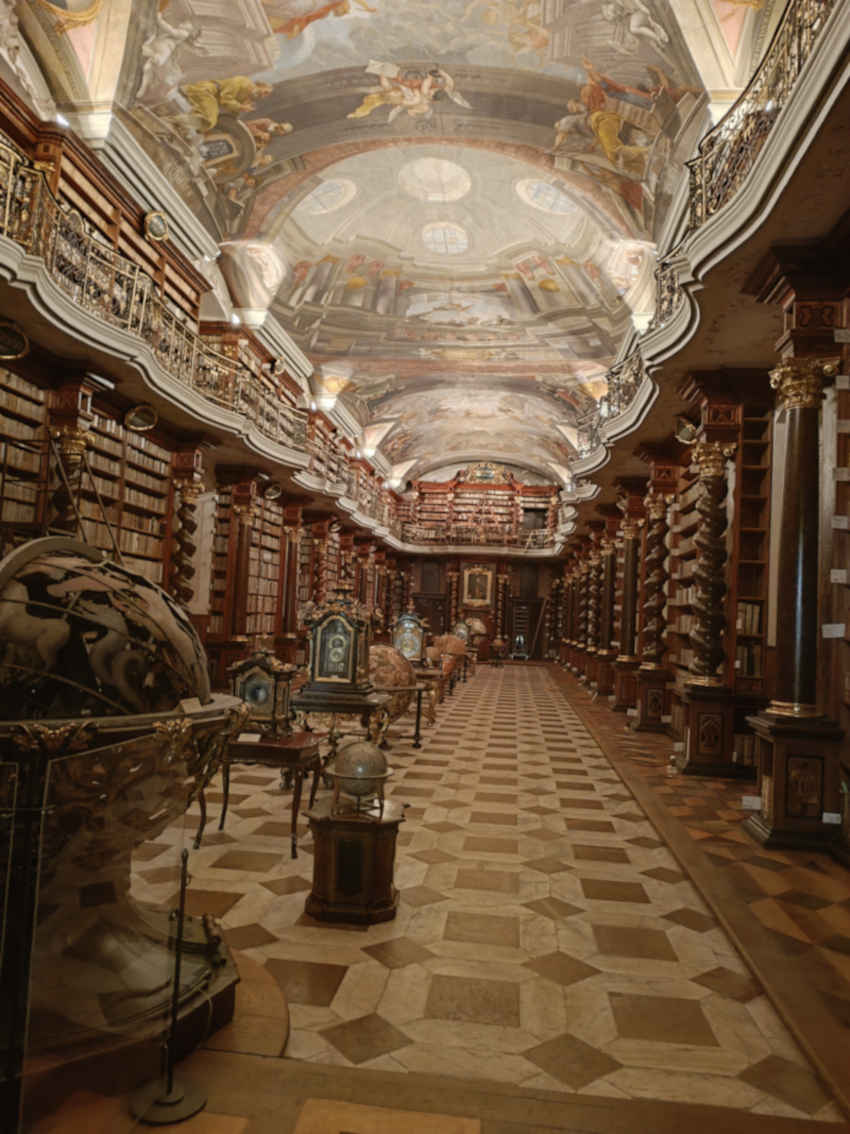 Biblioteca barroca Praga