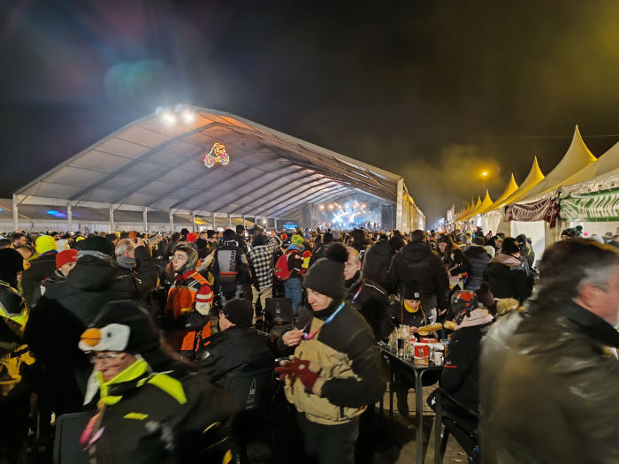 Nochevieja pingüinera