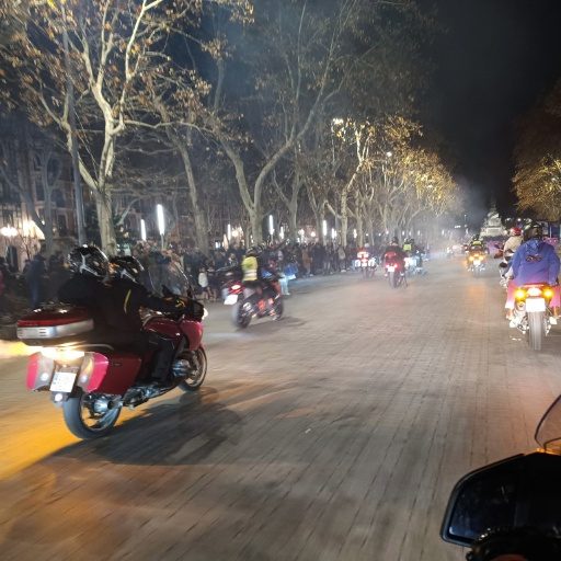 PINGÜINOSMotos, frío y muy buen rollo
